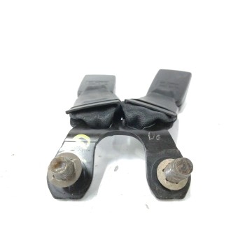 Recambio de enganche cinturon derecho para mazda 2 berlina (dy) 1.6 cat referencia OEM IAM  TRASERO 