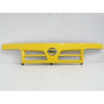 Recambio de rejilla delantera para nissan cabstar 01.04  3.0 diesel referencia OEM IAM 623109X500  