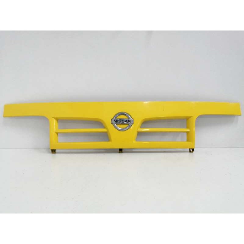 Recambio de rejilla delantera para nissan cabstar 01.04  3.0 diesel referencia OEM IAM 623109X500  