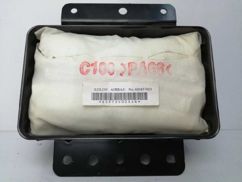 Recambio de airbag delantero derecho para ssangyong actyon 2.0 td cat referencia OEM IAM 8621031000  