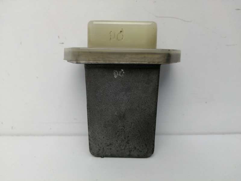 Recambio de resistencia calefaccion para ssangyong actyon 2.0 td cat referencia OEM IAM 6811109170  