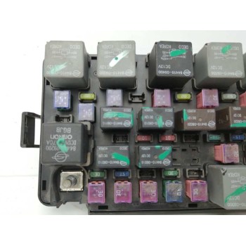 Recambio de caja reles / fusibles para ssangyong actyon 2.0 td cat referencia OEM IAM 06K15D AK6546 