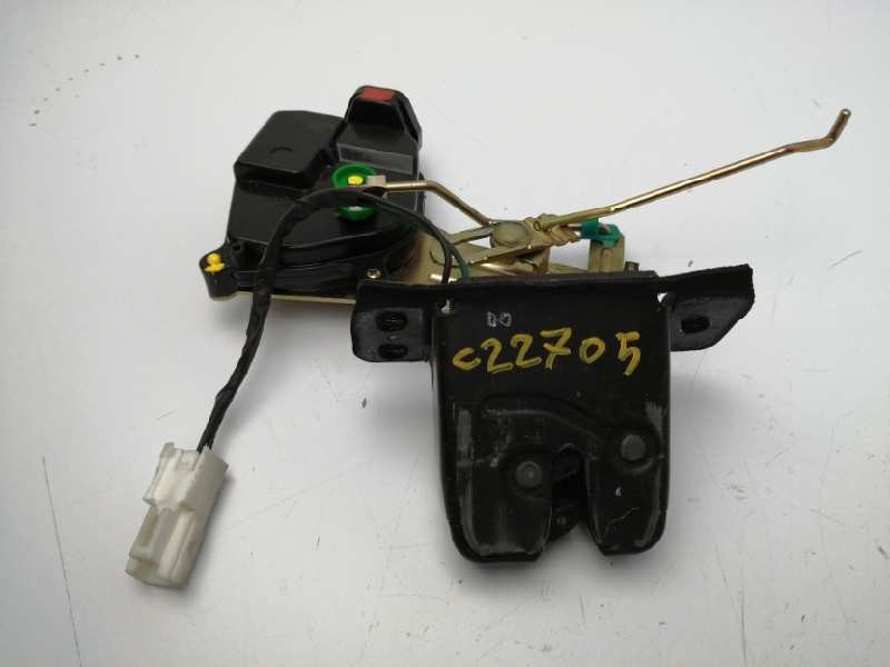 Recambio de cerradura maletero / porton para ssangyong actyon 2.0 td cat referencia OEM IAM 7141031001 Recambio de cerradura maletero / porton para ssangyong actyon 2.0 td cat referencia OEM IAM 7141031001