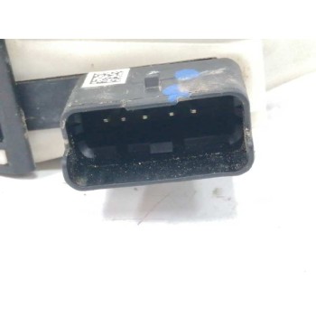 Recambio de cerradura puerta trasera derecha para peugeot 208 1.2 12v vti referencia OEM IAM 9688080790  