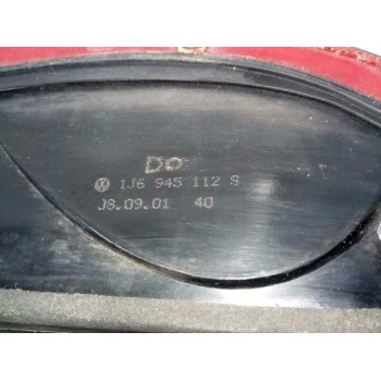 Recambio de piloto trasero derecho para volkswagen golf iv berlina (1j1) 1.6 16v referencia OEM IAM 1J6945112S  