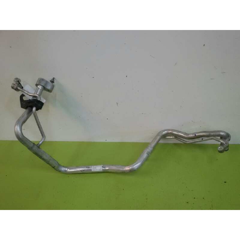 Recambio de tubos aire acondicionado para mercedes-benz clase a (w176) a 200 (176.043) referencia OEM IAM A2468302615  