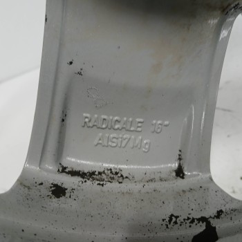 Recambio de llanta para citroën c4 berlina 1.6 16v hdi fap referencia OEM IAM RADICALE 16 6,5JX16CH 4 26 4H 4X130