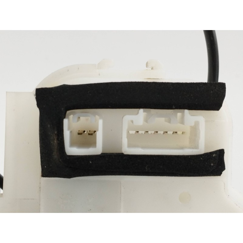 CERRADURA PUERTA DELANTERA IZQUIERDA
