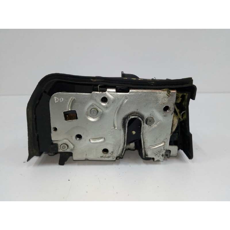 Recambio de cerradura puerta trasera derecha para bmw x5 (e53) 3.0d referencia OEM IAM 8402602  