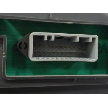 Recambio de cuadro instrumentos para renault megane ii classic berlina 1.6 16v referencia OEM IAM 8200408781  