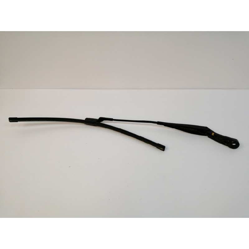 BRAZO LIMPIA DELANTERO IZQUIERDO