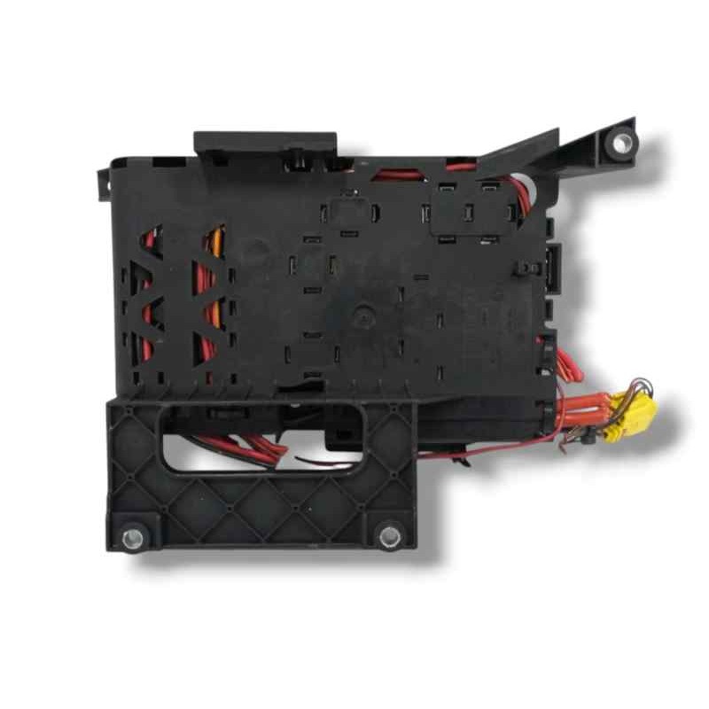 Recambio de caja reles / fusibles para volkswagen touareg (7la) 5.0 v10 tdi cat (ayh) referencia OEM IAM 7L0937548A 7L0937555 