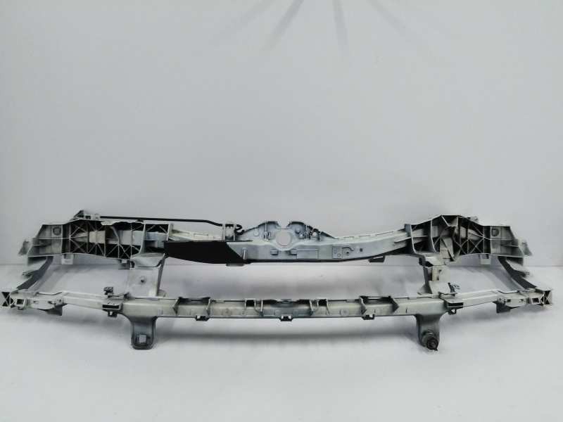 Recambio de travesaño superior para ford focus berlina (cap) 1.6 tdci cat referencia OEM IAM   