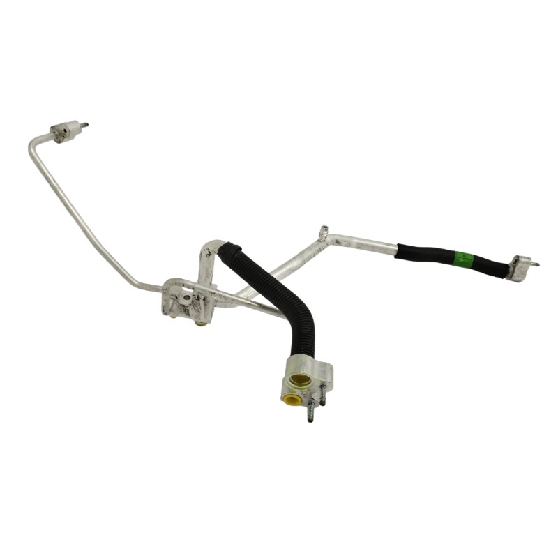 Recambio de tubos aire acondicionado para ssangyong rodius 2.7 turbodiesel cat referencia OEM IAM 6863021052  