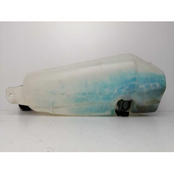 Recambio de deposito limpia para dacia sandero básico referencia OEM IAM 8200210002 8200440772 8200609549
