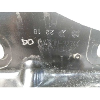 Recambio de soporte / guia puerta corredera para peugeot partner kombi 1.6 blue-hdi fap referencia OEM IAM 9680486680 INFERIOR D