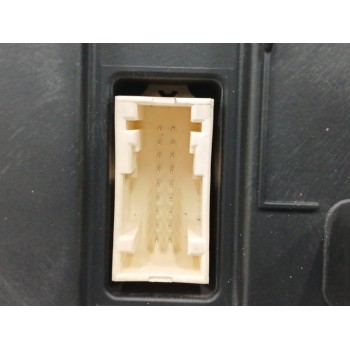 Recambio de mando climatizador para renault megane ii classic berlina 1.6 16v referencia OEM IAM 8200407123  