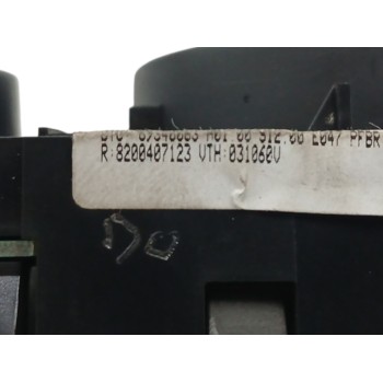 Recambio de mando climatizador para renault megane ii classic berlina 1.6 16v referencia OEM IAM 8200407123  