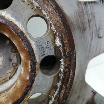 Recambio de llanta para audi a3 (8l) 1.9 tdi attraction referencia OEM IAM 8L0601025M 6JX15H2 ET38 