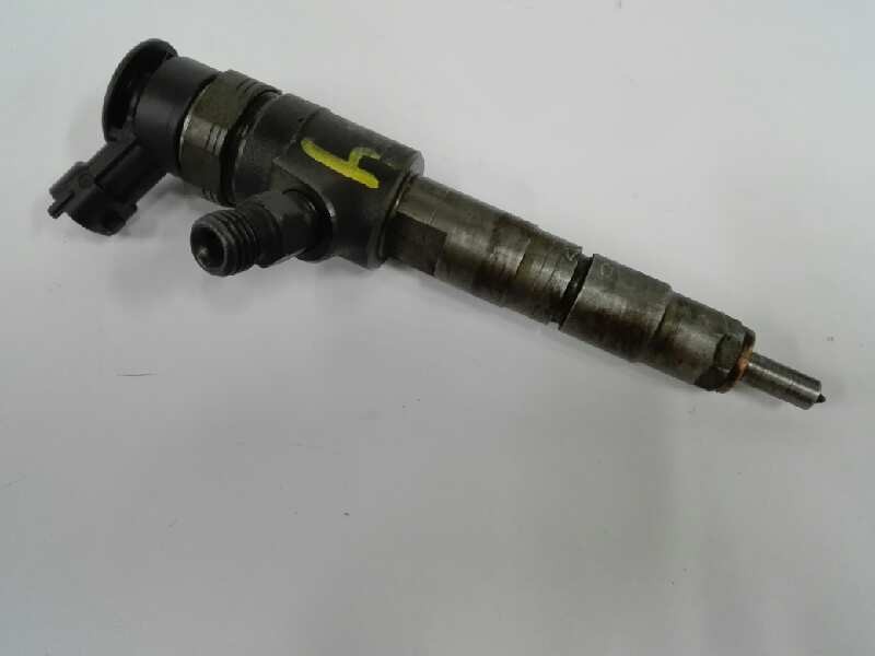 Recambio de inyector para peugeot 206+ básico referencia OEM IAM 0445110339  