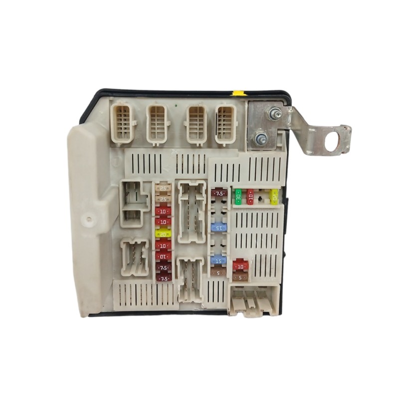 Recambio de caja reles / fusibles para renault megane ii classic berlina 1.6 16v referencia OEM IAM 8200481867 519157077 