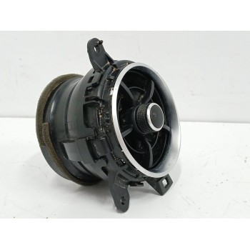 Recambio de rejilla aireadora para toyota auris (_e18_) 1.2 (nre185_) referencia OEM IAM 5556862280  