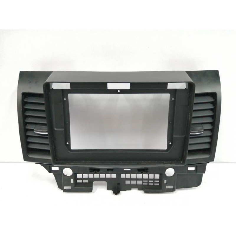 Recambio de molduras delanteras para mitsubishi lancer sportback (cx) 1.5 cat referencia OEM IAM  MARCO PANTALLA 2 DIN 