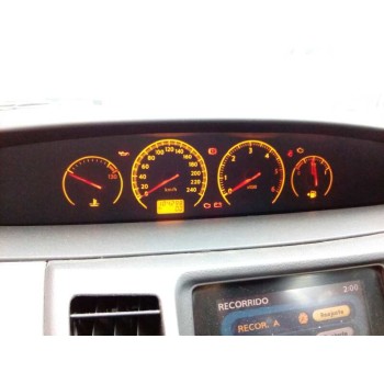 nissan primera berlina (p12) del año 2006