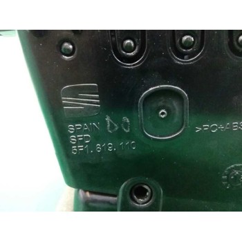 Recambio de rejilla aireadora para seat leon (5f1) 1.2 tsi referencia OEM IAM 5F1819110 CENTRAL IZQUIERDA 