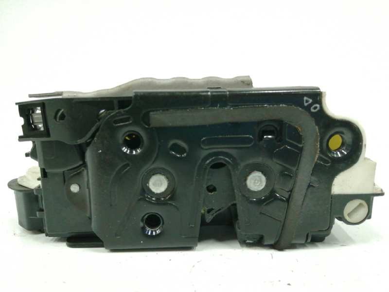 Recambio de cerradura puerta trasera izquierda para seat toledo (kg3) 1.4 tdi referencia OEM IAM 5E0839015A  