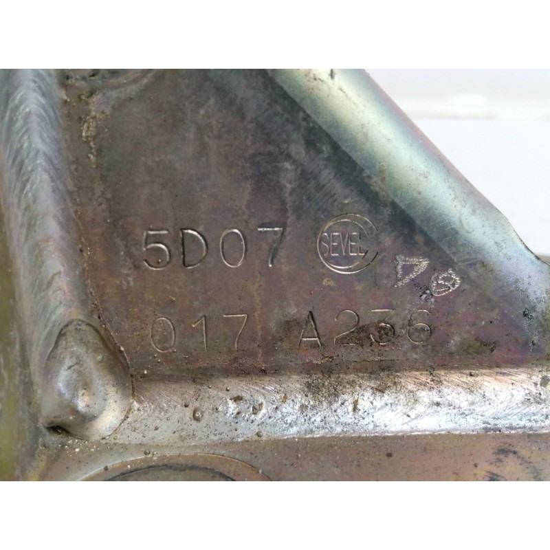 SOPORTE MOTOR IZQUIERDO 017A236