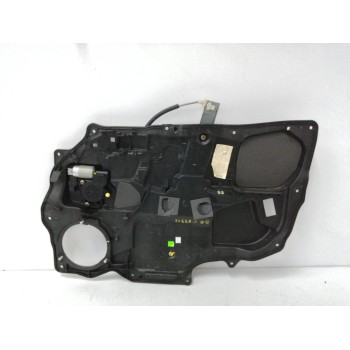 ELEVALUNAS DELANTERO DERECHO 3M71A045H16A 