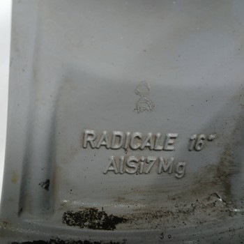Recambio de llanta para citroën c4 berlina sx referencia OEM IAM RADICALE 16 6,5JX16CH4 26 4H 4X110