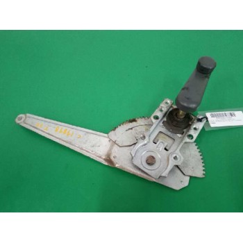 Recambio de elevalunas trasero derecho para mazda 323 berlina f/s (bj) 2.0 turbodiesel referencia OEM IAM TIJERA MANUAL CARIBE T