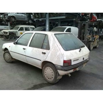 peugeot 205 berlina del año 1997