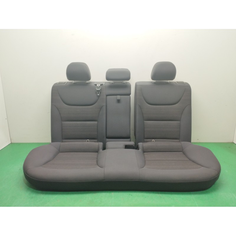 Recambio de asientos traseros para hyundai ioniq tecno hybrid referencia OEM IAM   