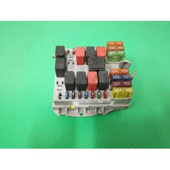 CAJA RELES / FUSIBLES 46798118 