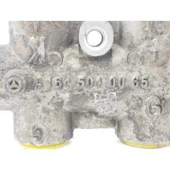 Recambio de termostato para mercedes-benz clase m (w164) 3.0 cdi cat referencia OEM IAM A1645010065  