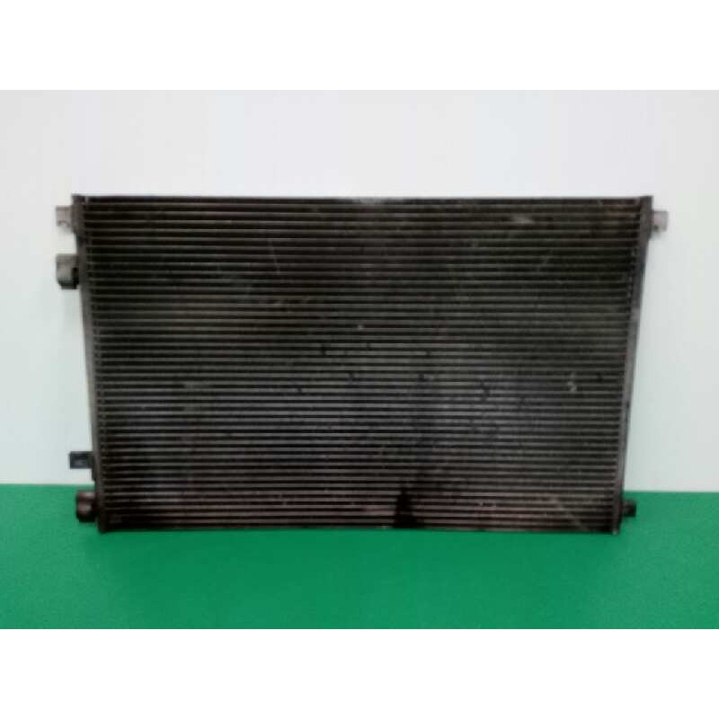 Recambio de condensador / radiador aire acondicionado para renault scenic ii luxe privilege referencia OEM IAM 8200115543  