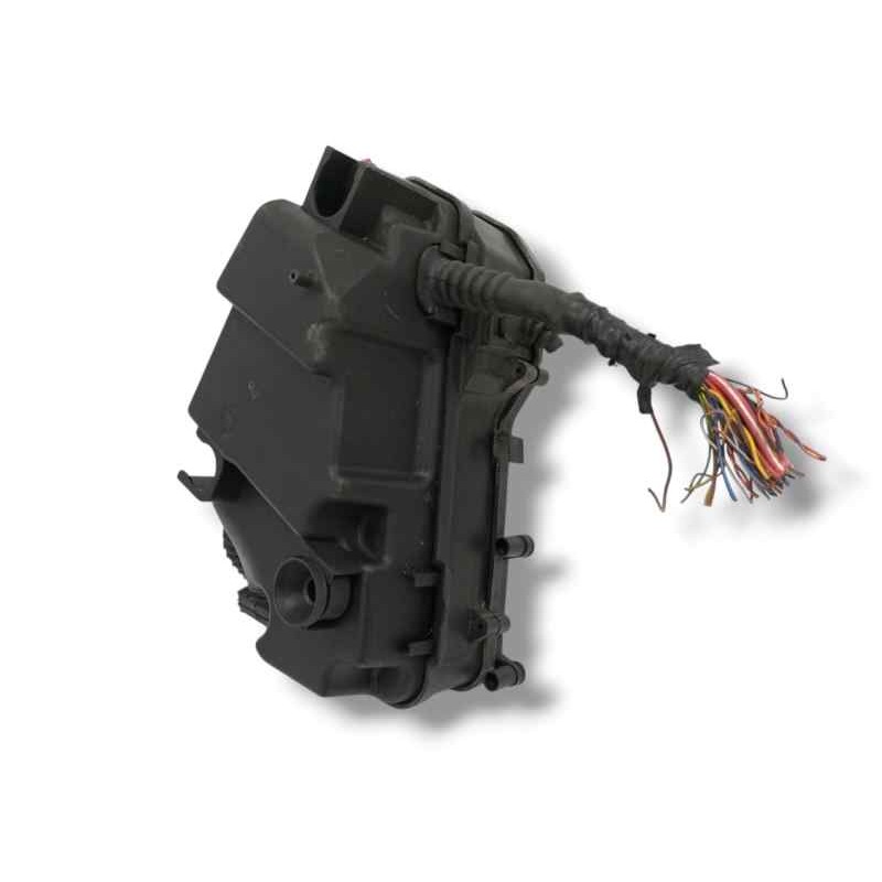 CAJA RELES / FUSIBLES