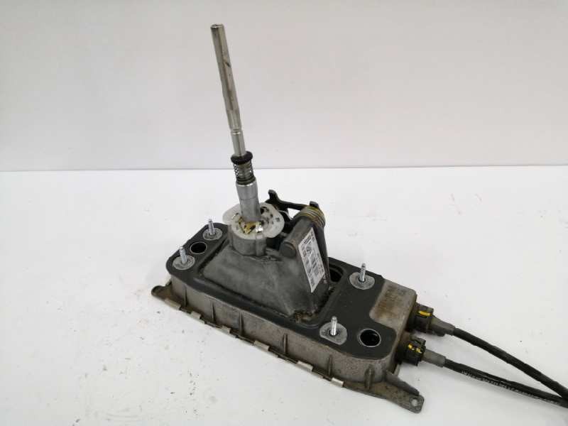 Recambio de palanca cambio para volkswagen passat berlina (3c2) edition plus referencia OEM IAM 3C0711049AE CON VARILLAJE 