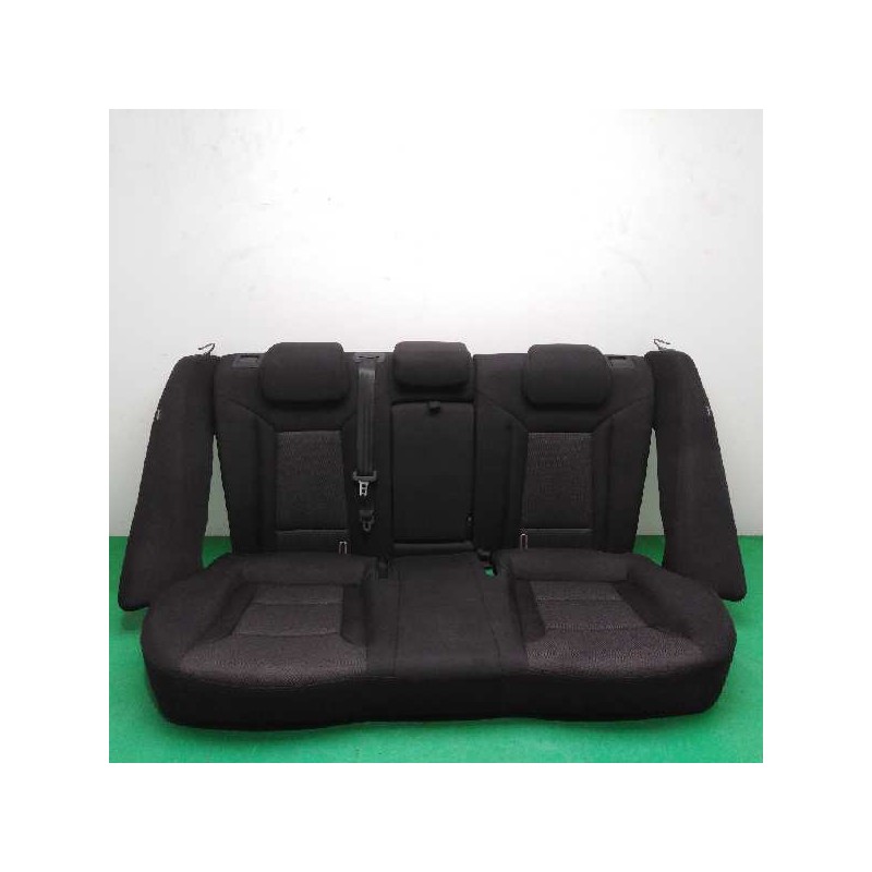 Recambio de asientos traseros para hyundai i40 1.7 crdi cat referencia OEM IAM Recambio de asientos traseros para hyundai i40 1.7 crdi cat referencia OEM IAM