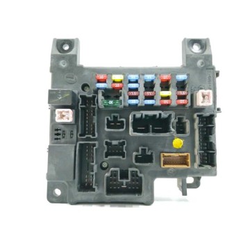 CAJA RELES / FUSIBLES 8637A321 