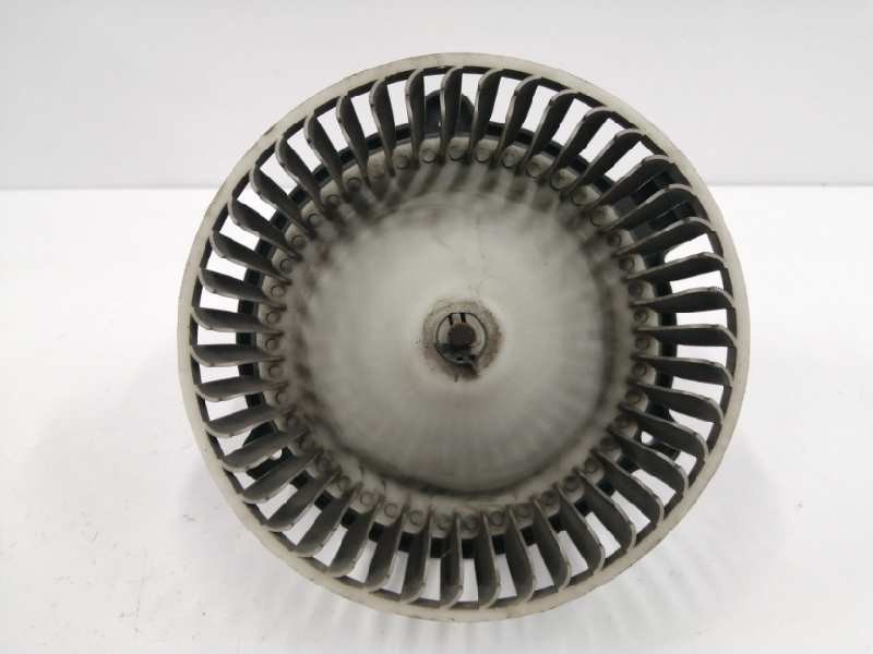 Recambio de motor calefaccion para kia sorento 2.5 crdi cat referencia OEM IAM 971093E000  