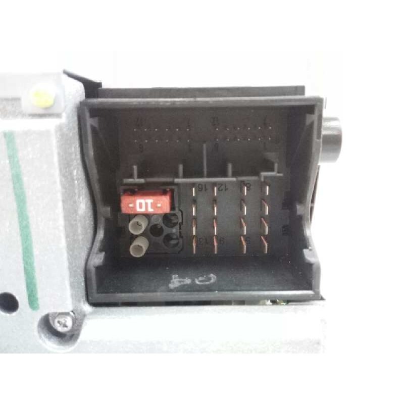 SISTEMA AUDIO / RADIO CD MF2530