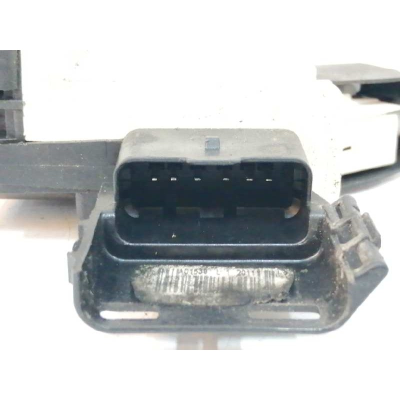 CERRADURA PUERTA TRASERA DERECHA