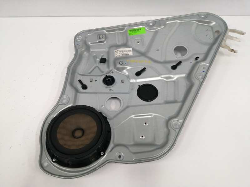 Recambio de elevalunas trasero derecho para kia cee´d 1.6 crdi cat referencia OEM IAM 834801H020 SIN MOTOR Recambio de elevalunas trasero derecho para kia cee´d 1.6 crdi cat referencia OEM IAM 834801H020 SIN MOTOR