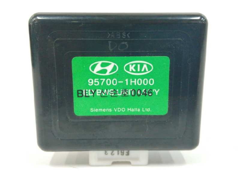 Recambio de modulo electronico para kia cee´d 1.6 crdi cat referencia OEM IAM 957001H000  
