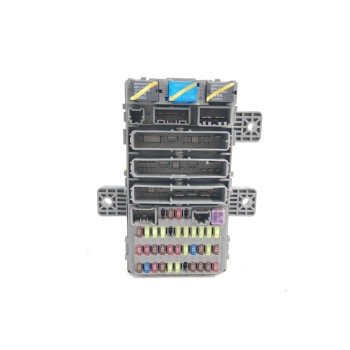 CAJA RELES / FUSIBLES SMGG251 37832LN 