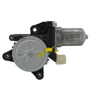 Recambio de motor elevalunas delantero derecho para kia carens iv 1.7 crdi referencia OEM IAM 82460A4000  